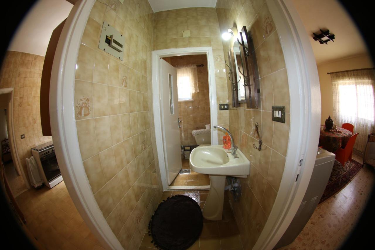 Alice & Andrew Apt. Few Steps To Madaba Old City Center Esterno foto