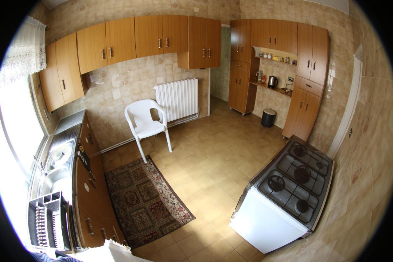 Alice & Andrew Apt. Few Steps To Madaba Old City Center Esterno foto