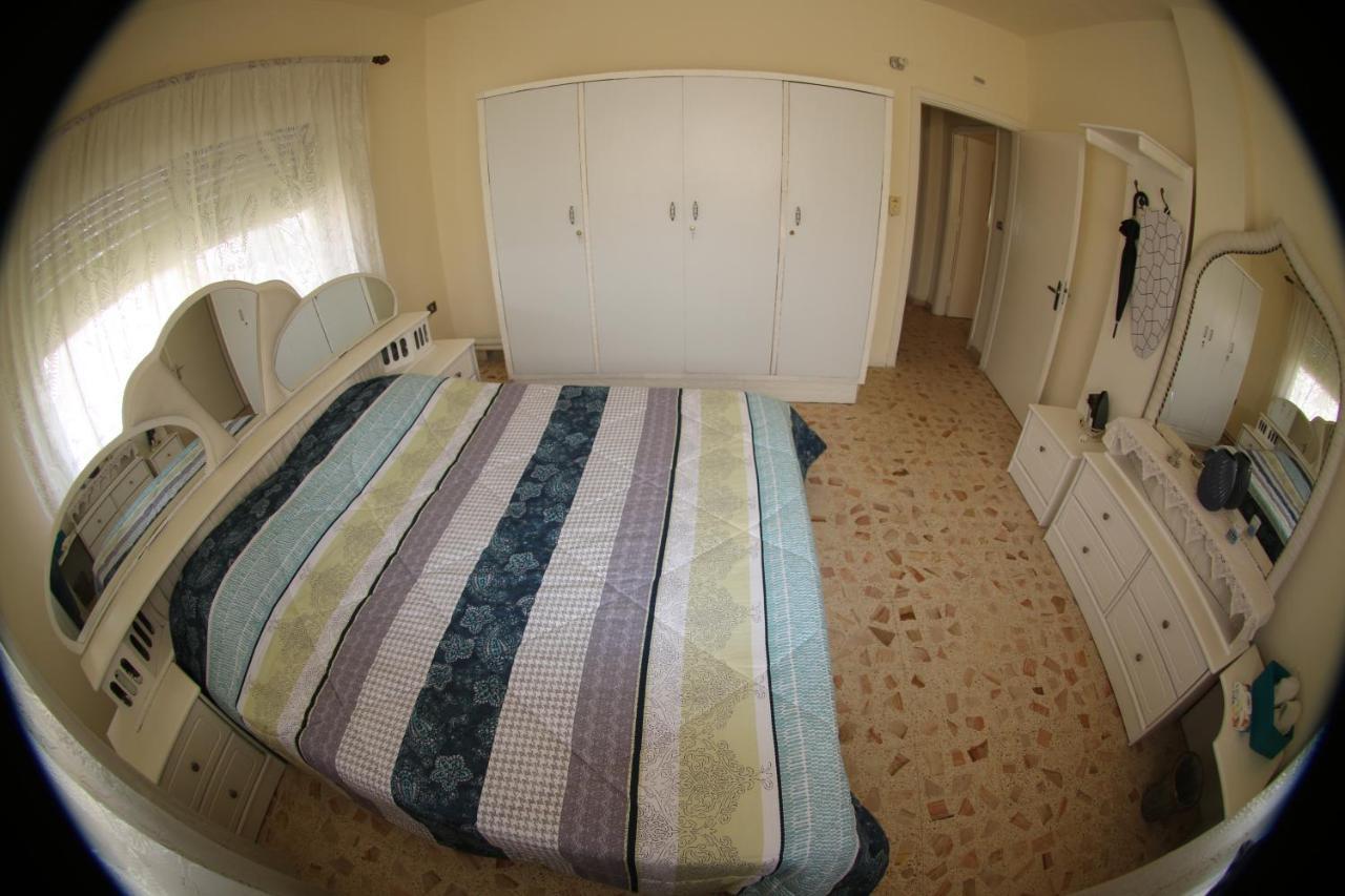 Alice & Andrew Apt. Few Steps To Madaba Old City Center Esterno foto