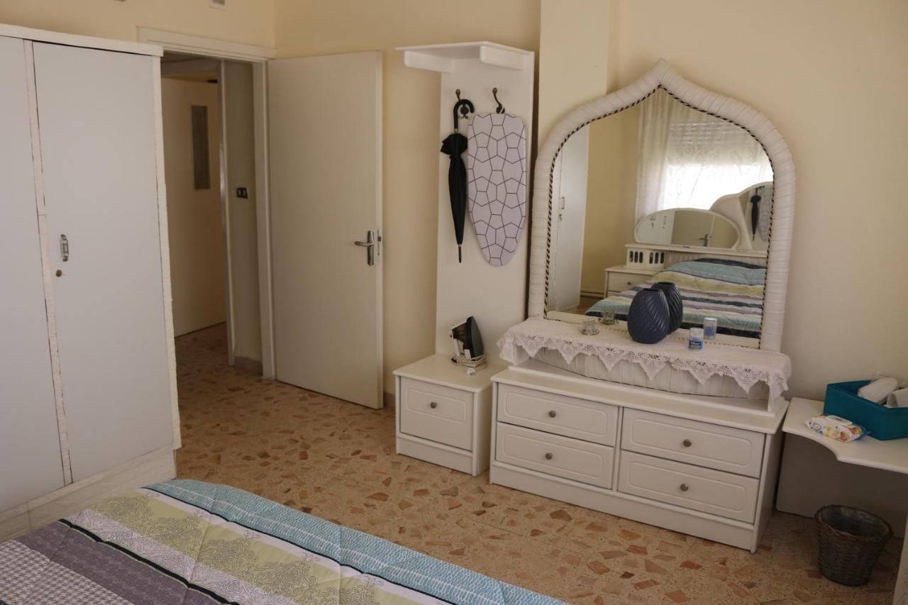 Alice & Andrew Apt. Few Steps To Madaba Old City Center Esterno foto